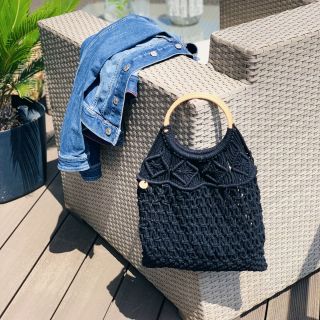 🌿Síťovka boho léto🌿 Macramé kabelky a tašky v boho stylu jsou hitem letošního léta. Pořiďte si svou originální tašku i vy!...